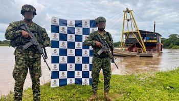 La Armada Nacional, el Ejército y la Policía destruyeron infraestructura destinada a la minería ilegal en Antioquia - crédito prensa Armada de Colombia